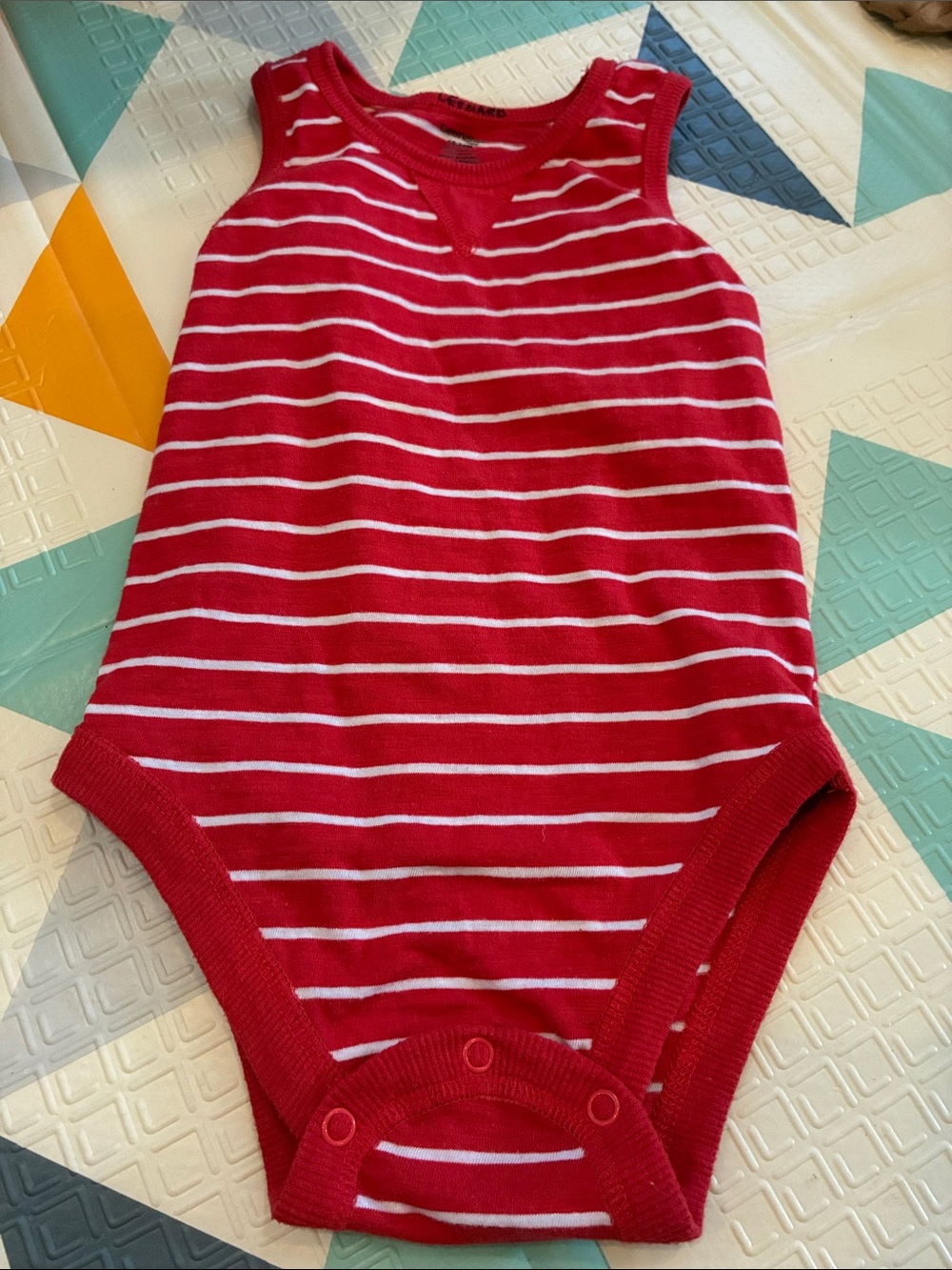 20/25$ 🧸 Red Striped Sleeveless Baby One-Piece Bodysuit